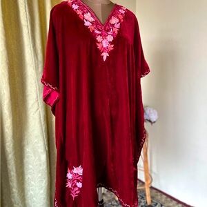 Kaftan knee length with beautiful thread aari embroidery